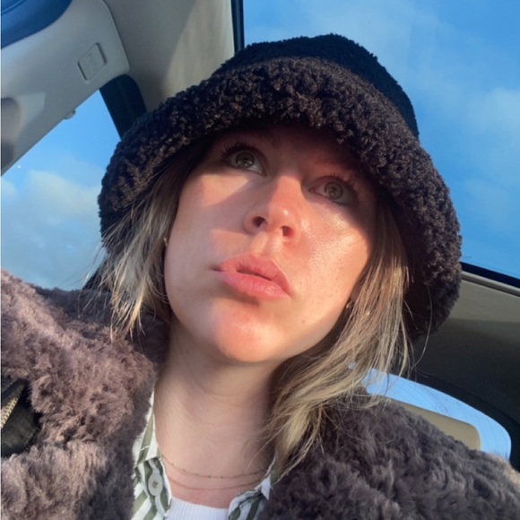 carolinegow